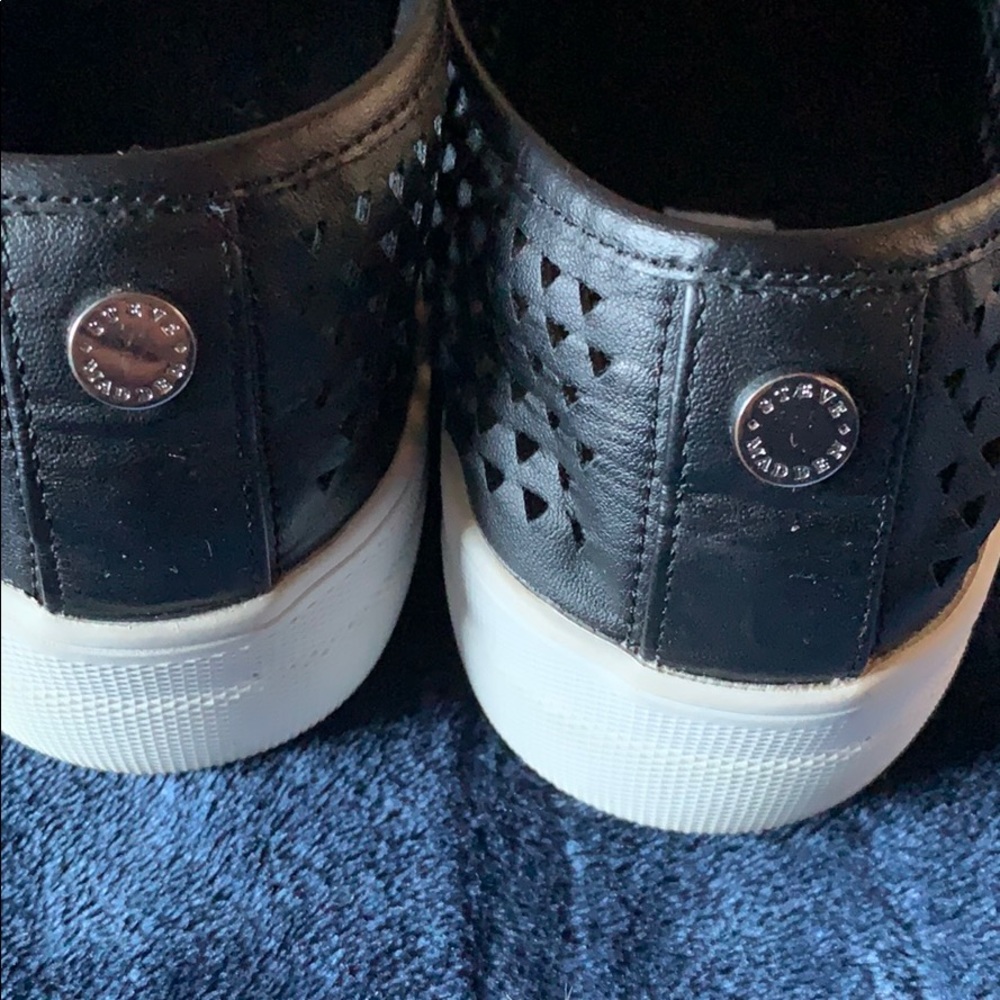 Steve Madden slip on shoes - Picture 3 of 6